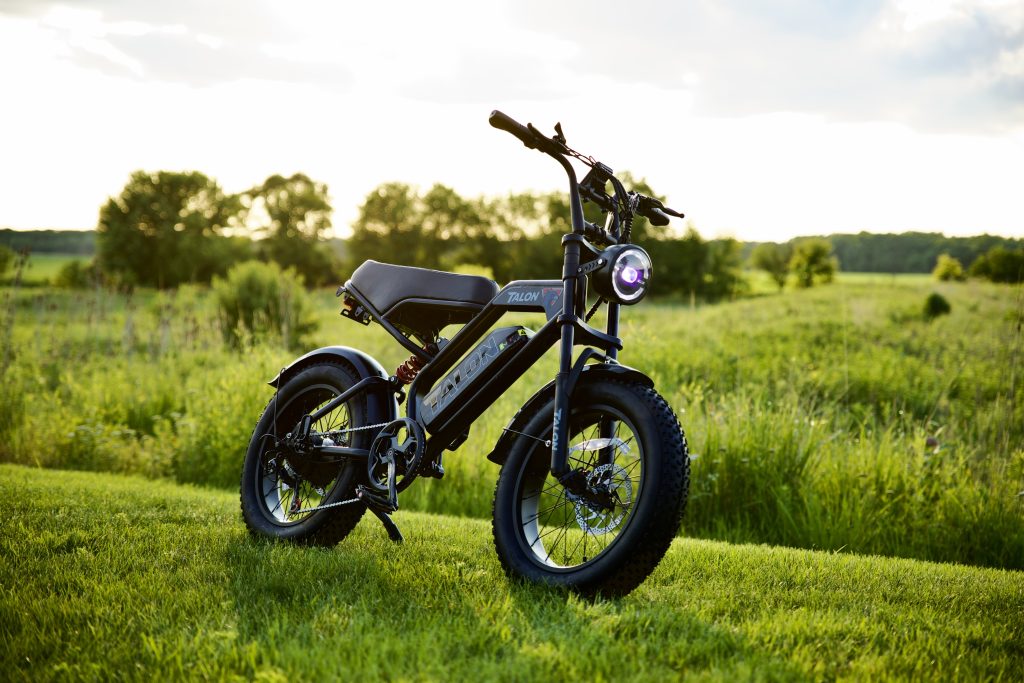 Talon T757 Review: A Comfortable Moped-Style E-Bike for Under $700